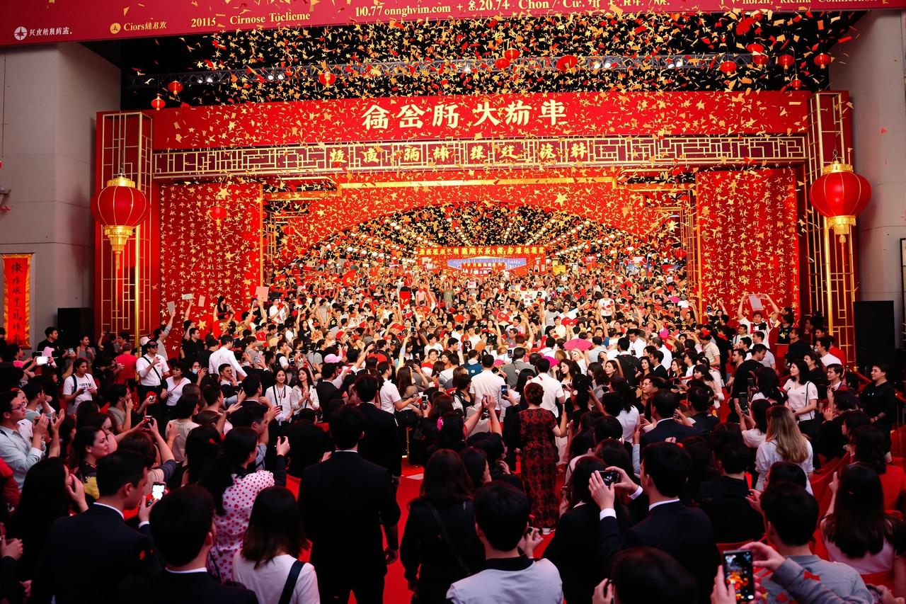 电影播放器《星辰大海》票房突破30亿,创华语科幻新纪录